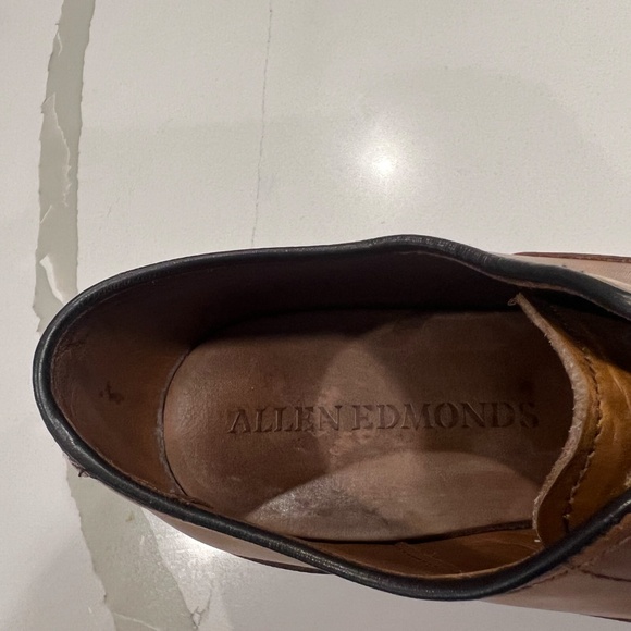 Allen Edmonds Fifth Avenue Cap-toe Oxford w/ Danite Sole in Walnut Brown main image 8